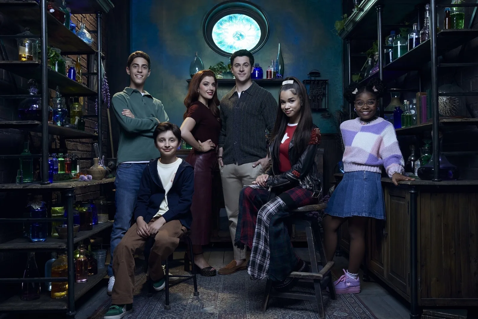 Imagen de la publicación: Imágenes promocionales de la segunda temporada de “Vuelven los Magos de Waverly Place”
